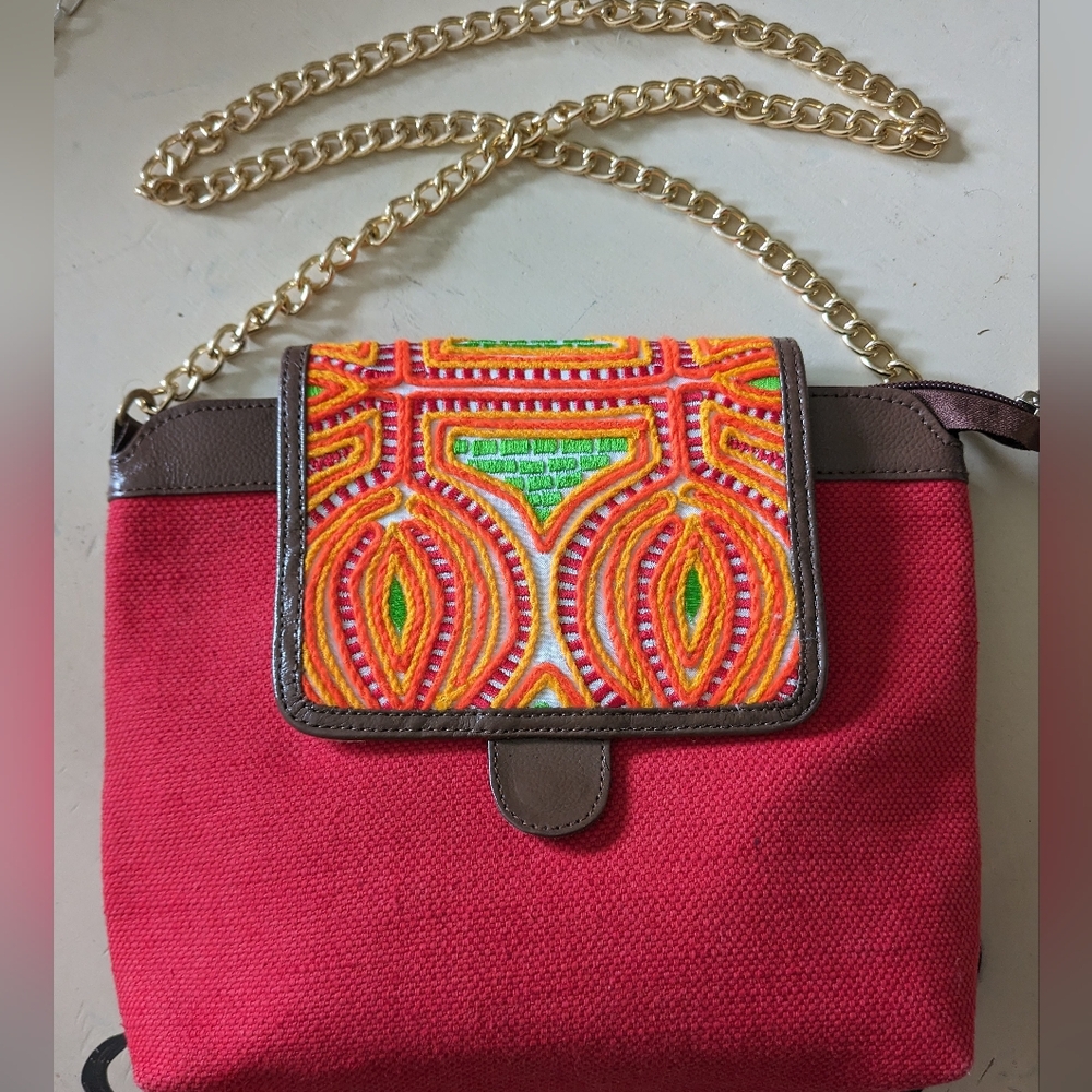 FINAL MARKDOWN... Aarong- Bangladesh-Red Canvas Shoulder Bag Embroidered Flap